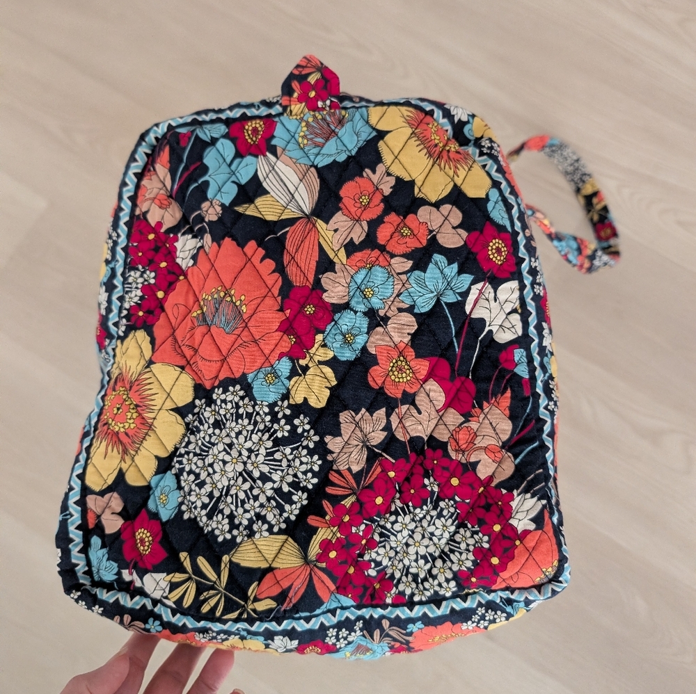 Vera Bradley Medium Duffle Excellent Happy Snails - Picture 13 of 13